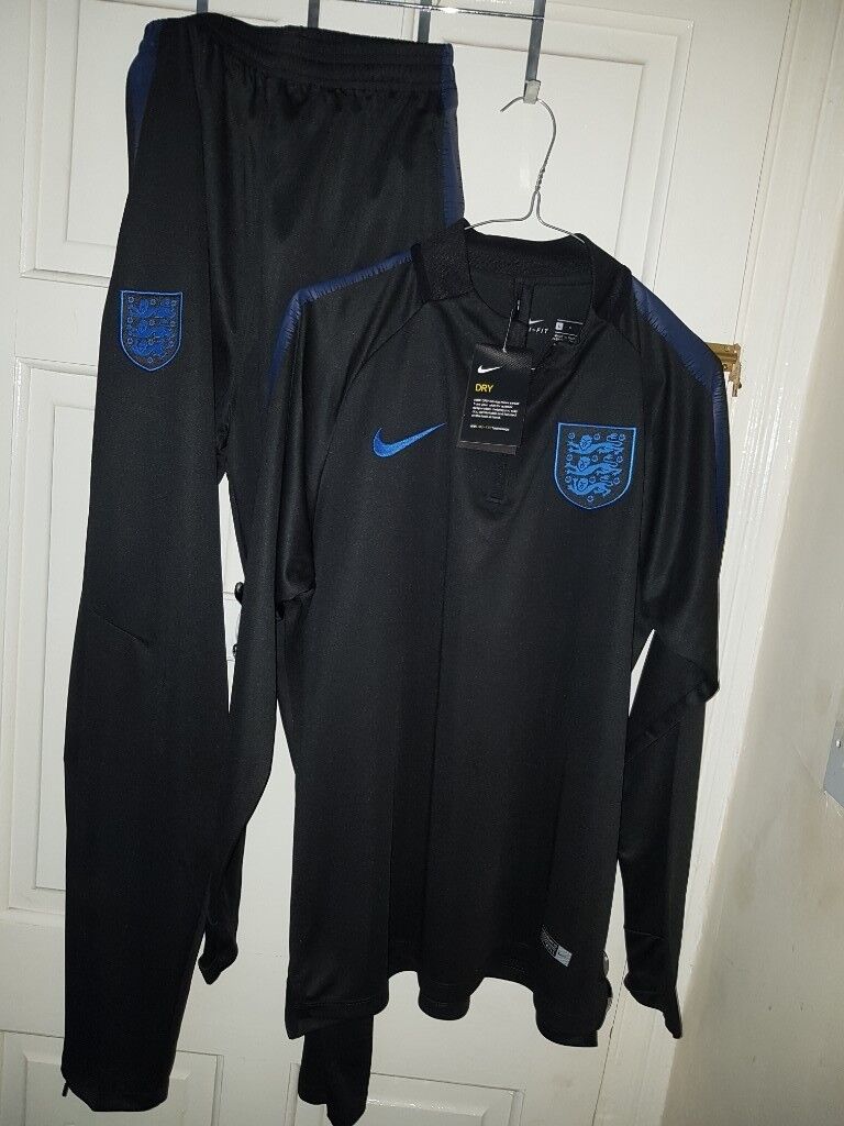 nike vapor knit tracksuit